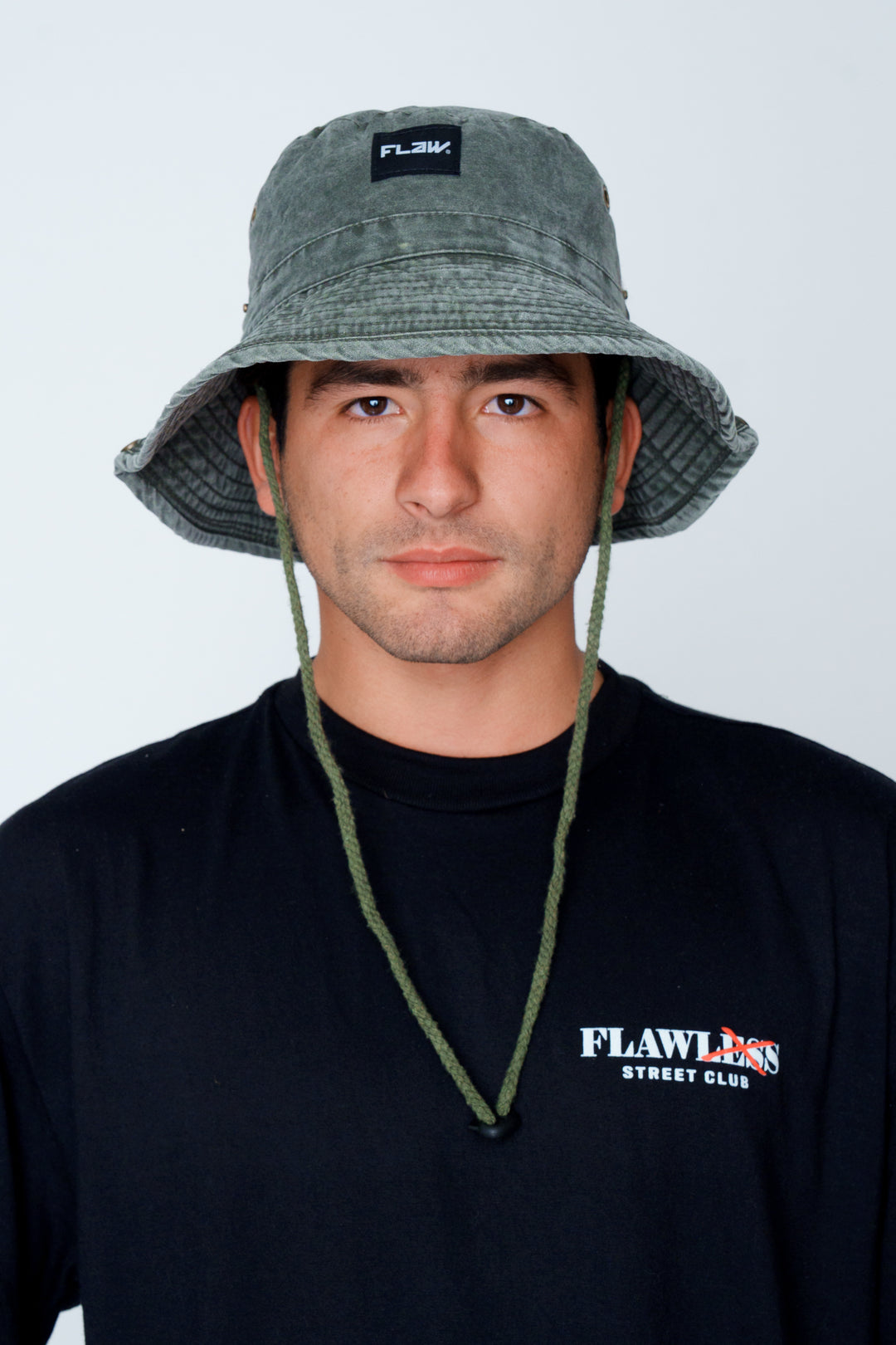 Bucket Flaw Militar