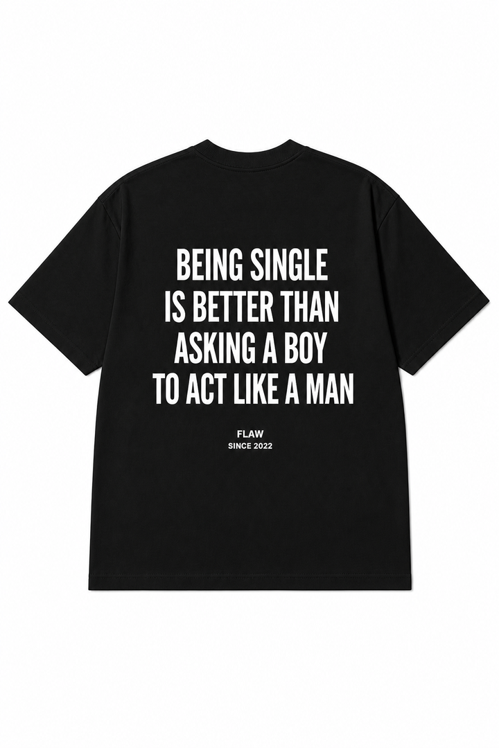 Polera FLAW Being Single Is Better – Relaxed Fit color negro vista trasera