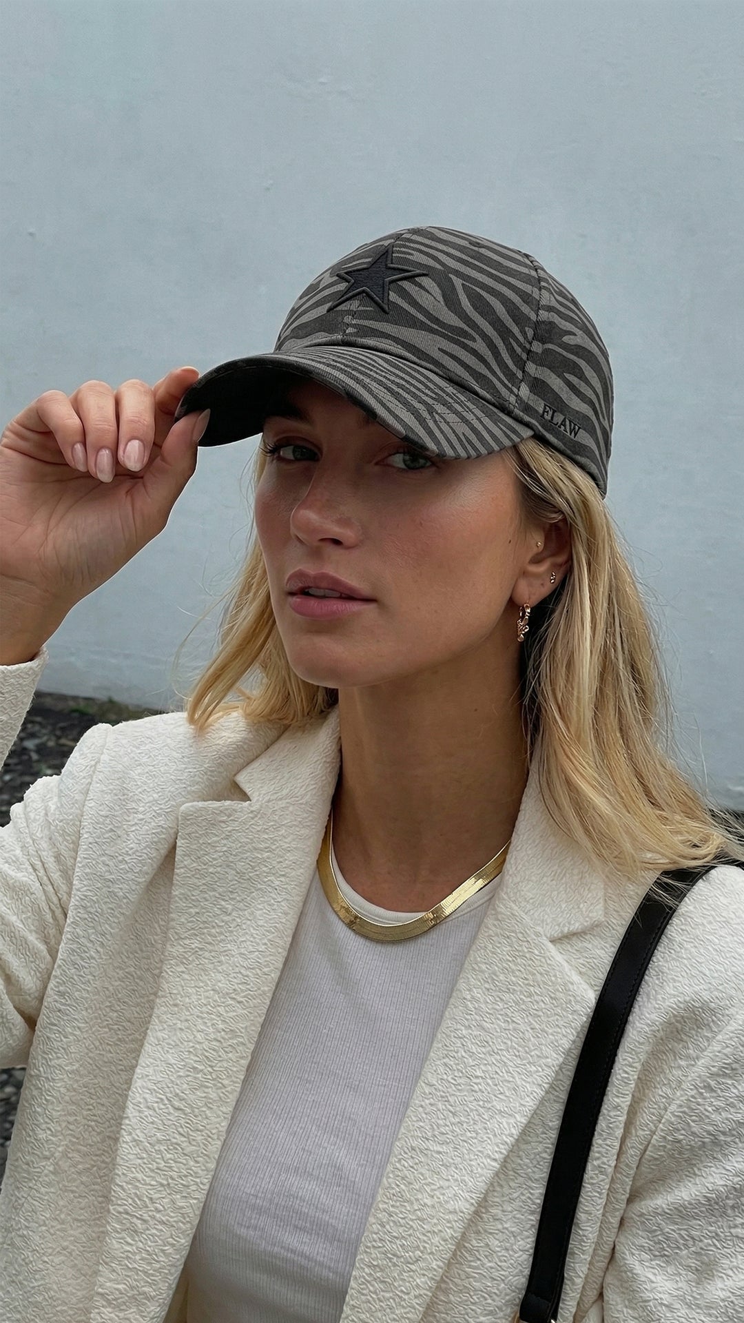 Jockey Negro FLAW Star | Gorra Trucker Premium Unisex Midnight Zebra