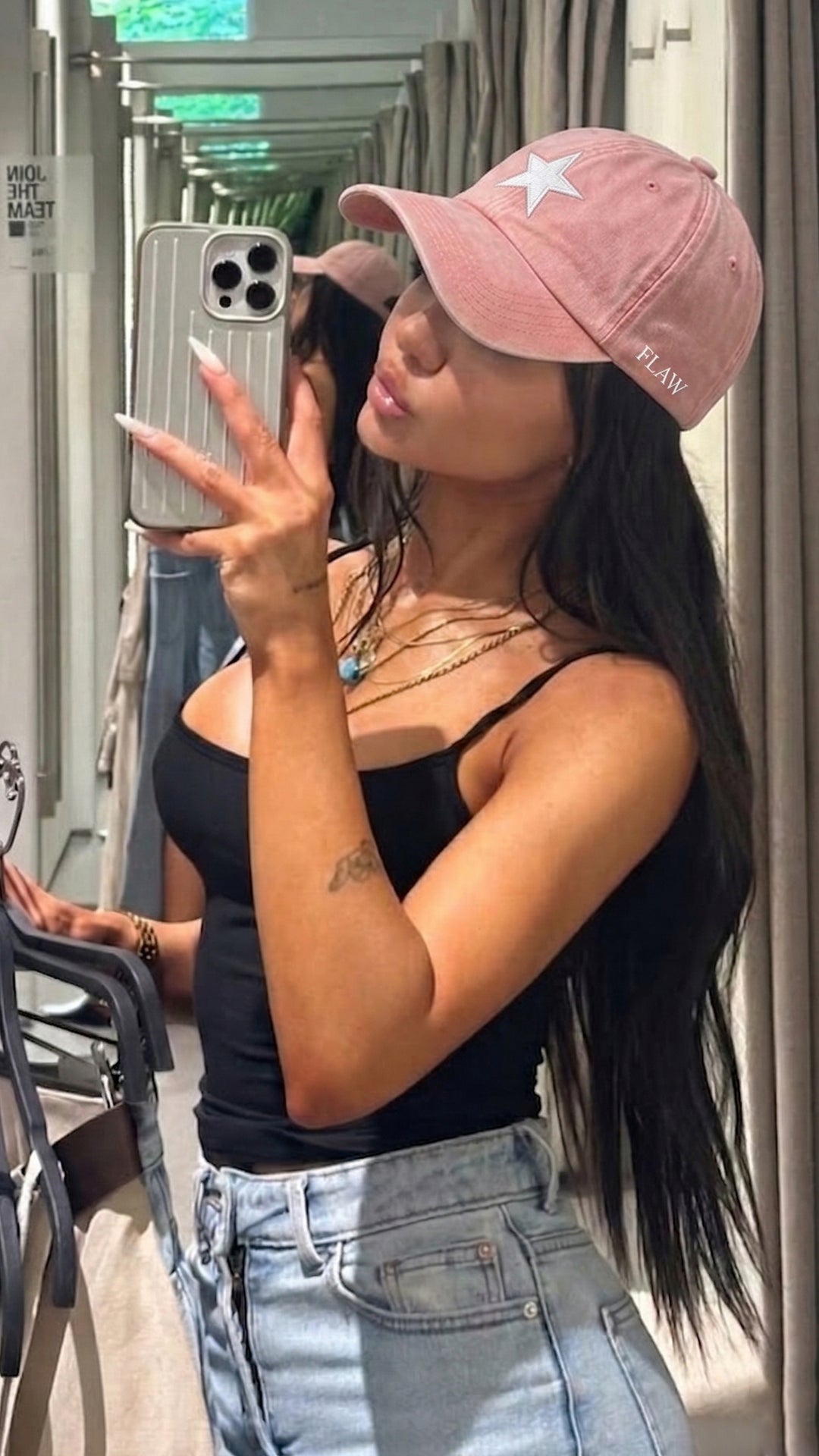 Jockey Negro FLAW Star | Gorra Trucker Premium Unisex Dusty Rose