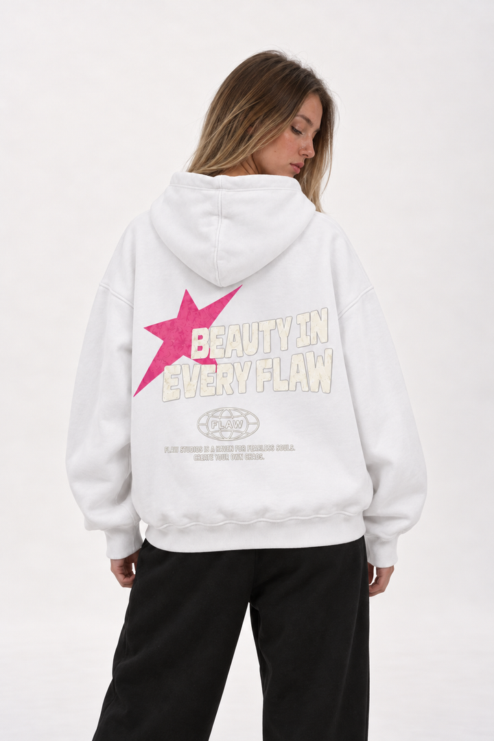 Polerón Essential Beuty Flaw - Blanco - mujer en estudio - espalda
