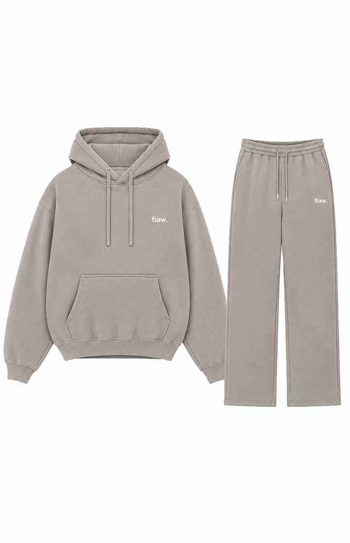 Conjunto FLAW Essential Street Oversize tiro Recto