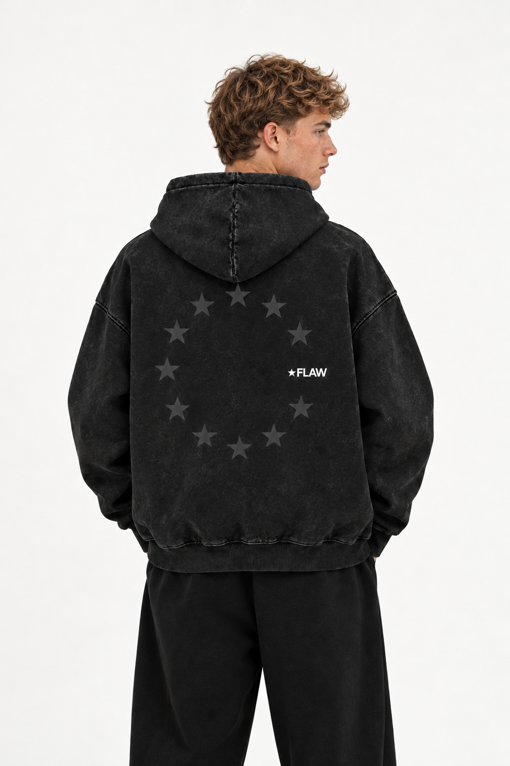 Polerón Essential Cosmic Acid 2.0 Flaw - Negro Acid Wash - hombre en estudio - espalda