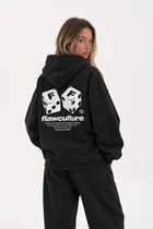 Polerón Essential Dice Flaw - Negro - mujer en estudio - espalda