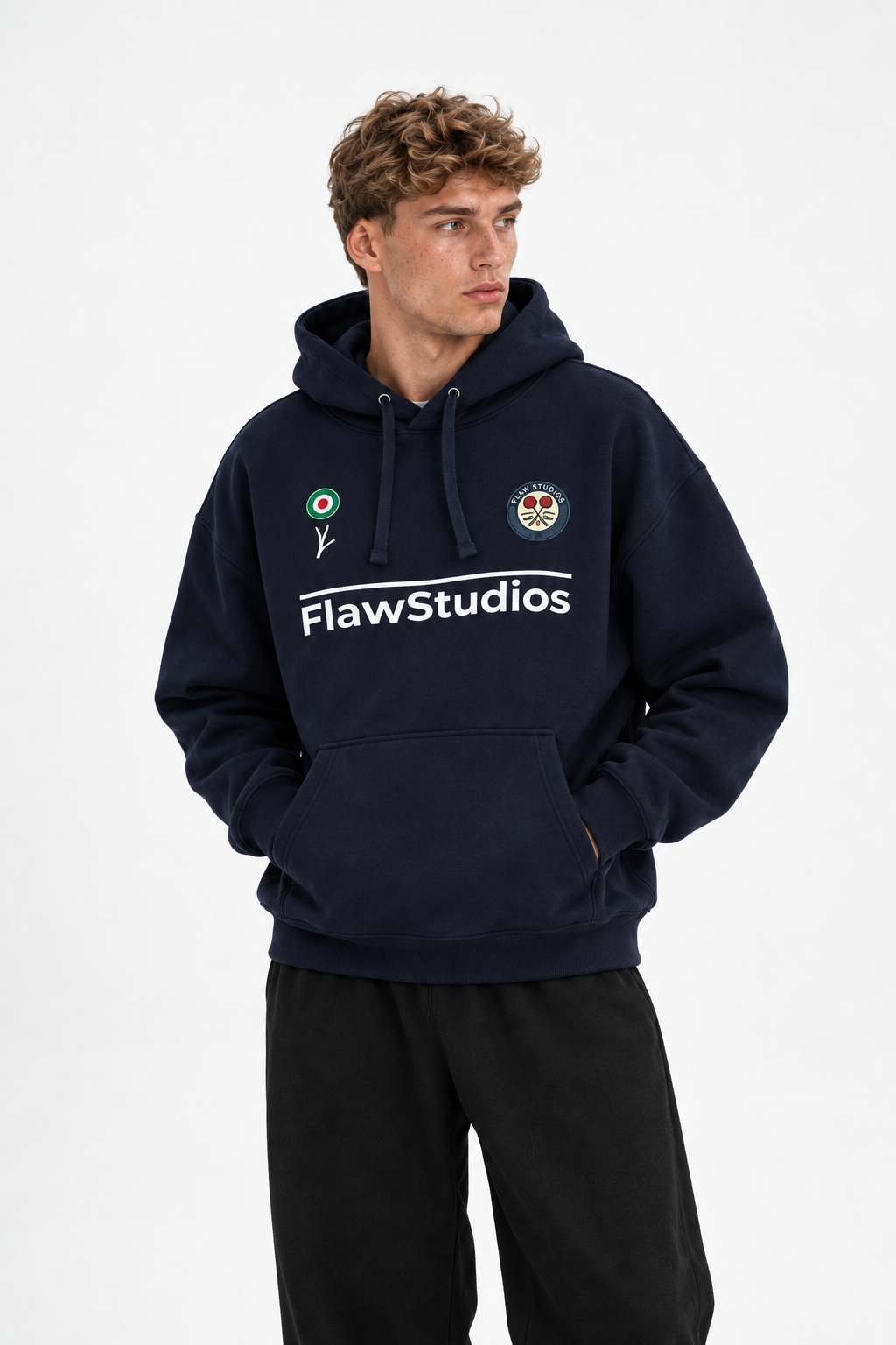 Polerón Essential Football Club Flaw - Azul marino - hombre en estudio - frente
