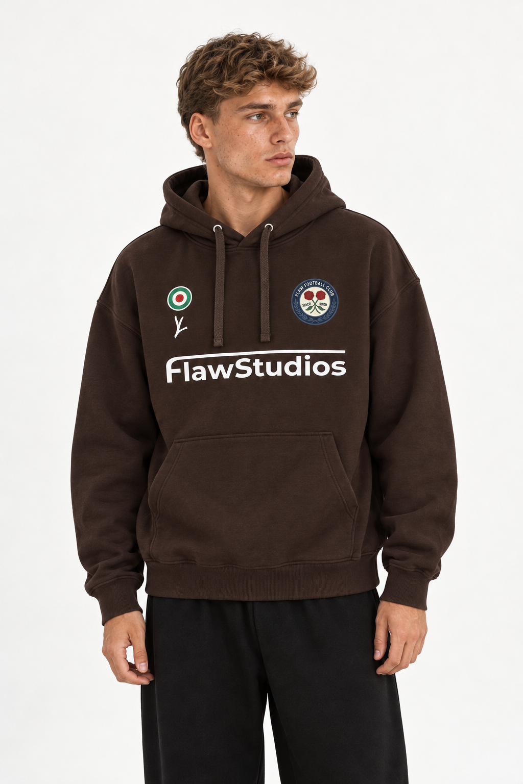 Polerón Essential Football Club Flaw - Cafe - hombre en estudio - frente