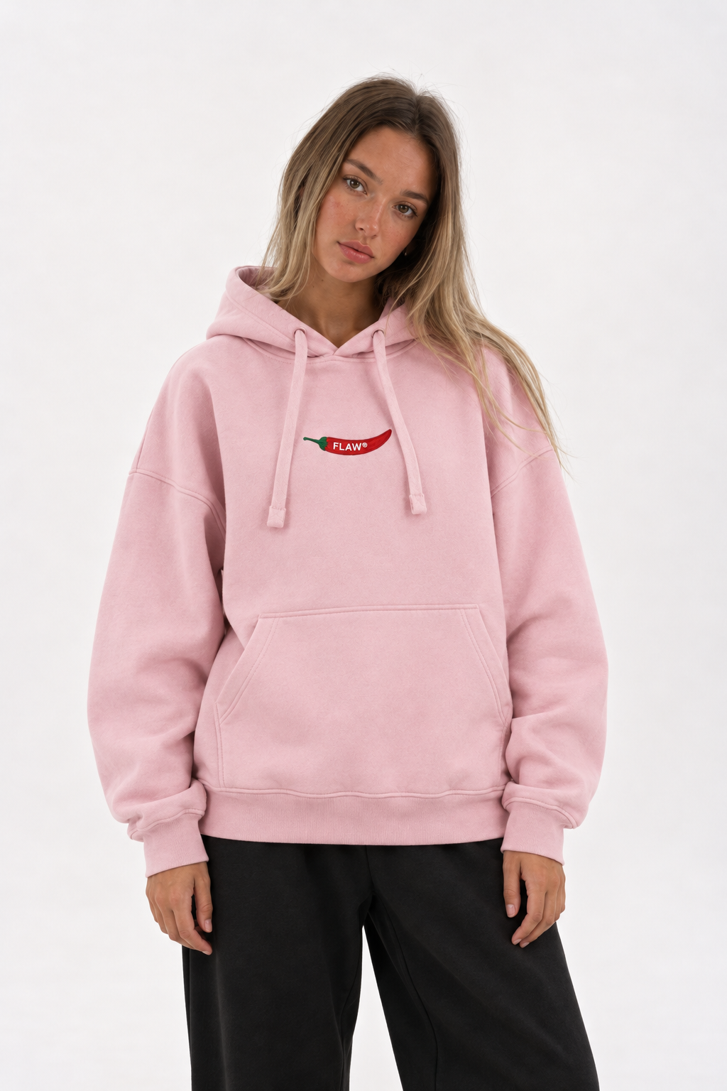 Polerón Essential Pepper Club Flaw - Rosado - mujer en estudio - frente