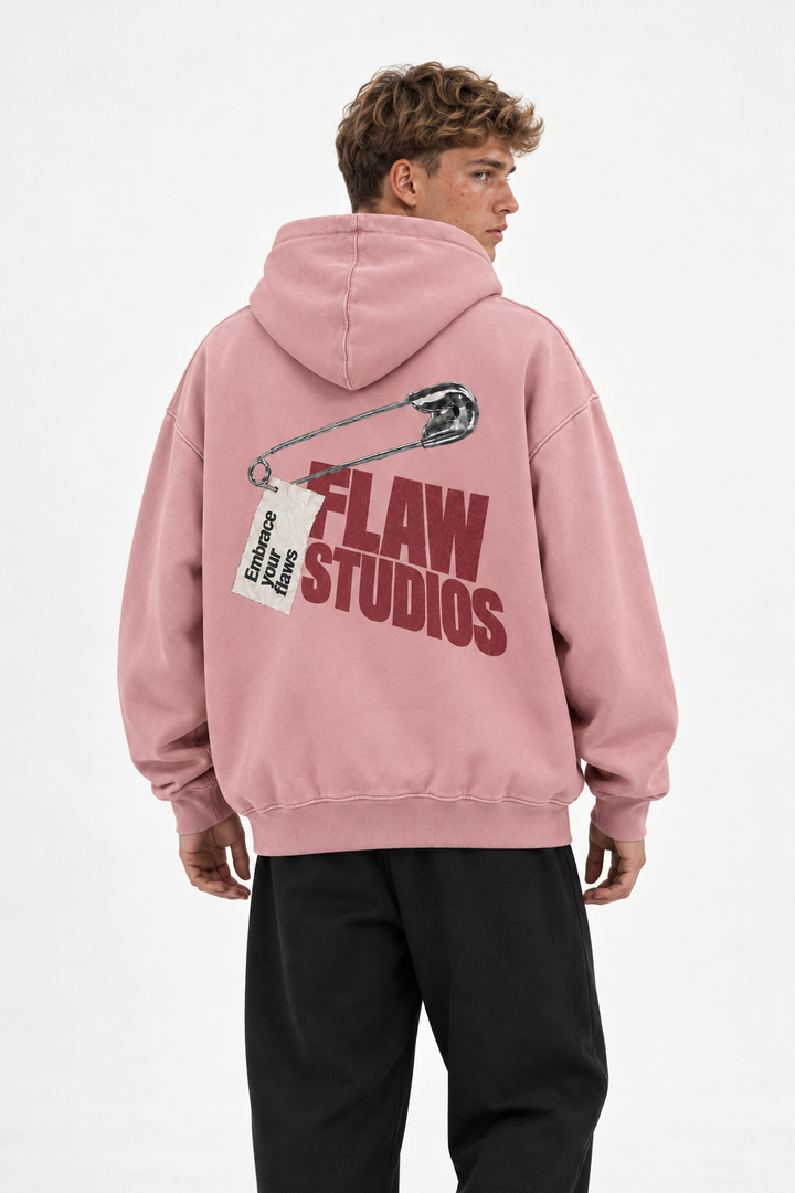 Polerón Essential Pin 2.0 Flaw - Rosa palo - hombre en estudio - espalda