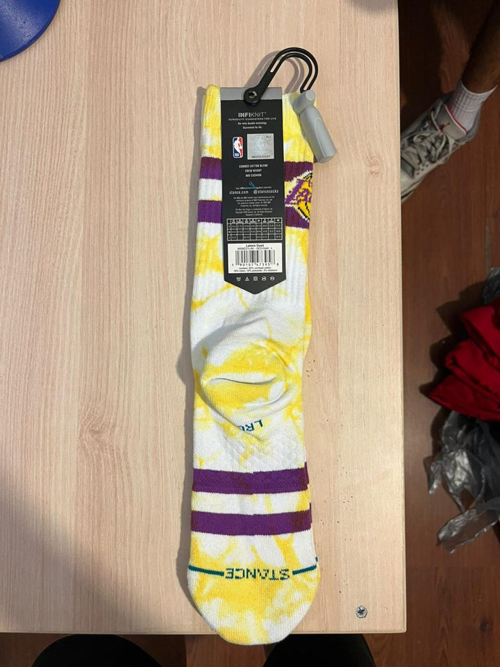 Calcetines Stance Lakers Tie Dye reverso
