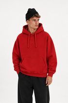 Polerón Essential Two Flaw - Rojo - hombre en estudio - frente