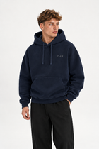 Polerón Essential Vía Flaw - Azul marino - hombre en estudio - frente