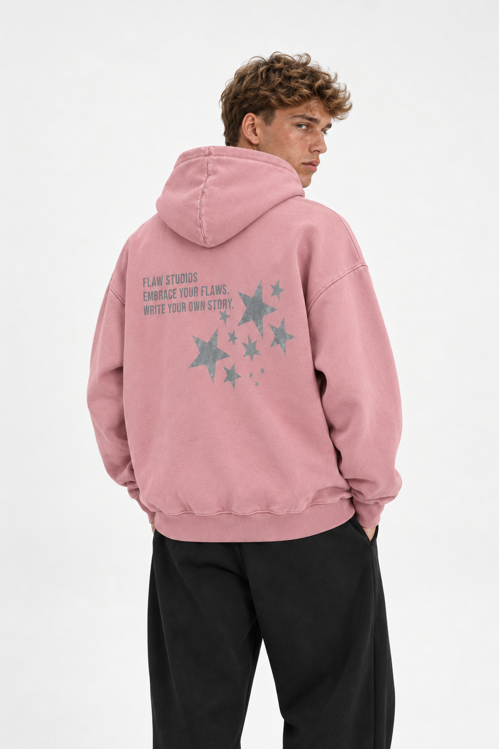 Polerón Essential Vía Flaw - Rosa palo - hombre en estudio - espalda