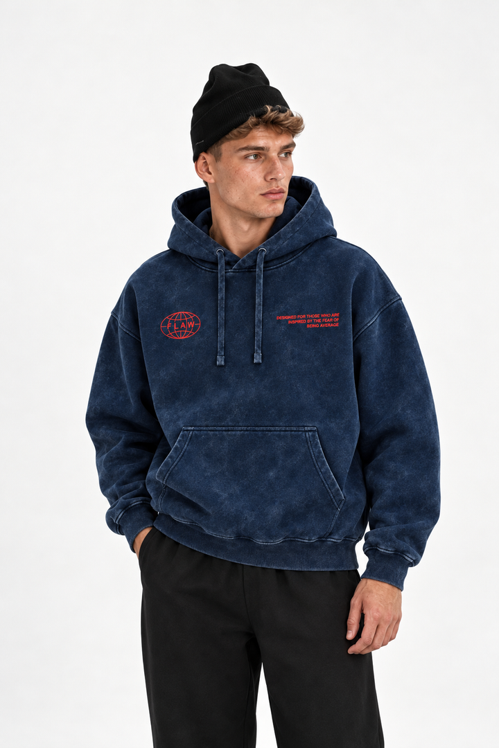 Polerón Essential World Acid Wash Flaw - Azul marino Acid Wash - hombre en estudio - frente