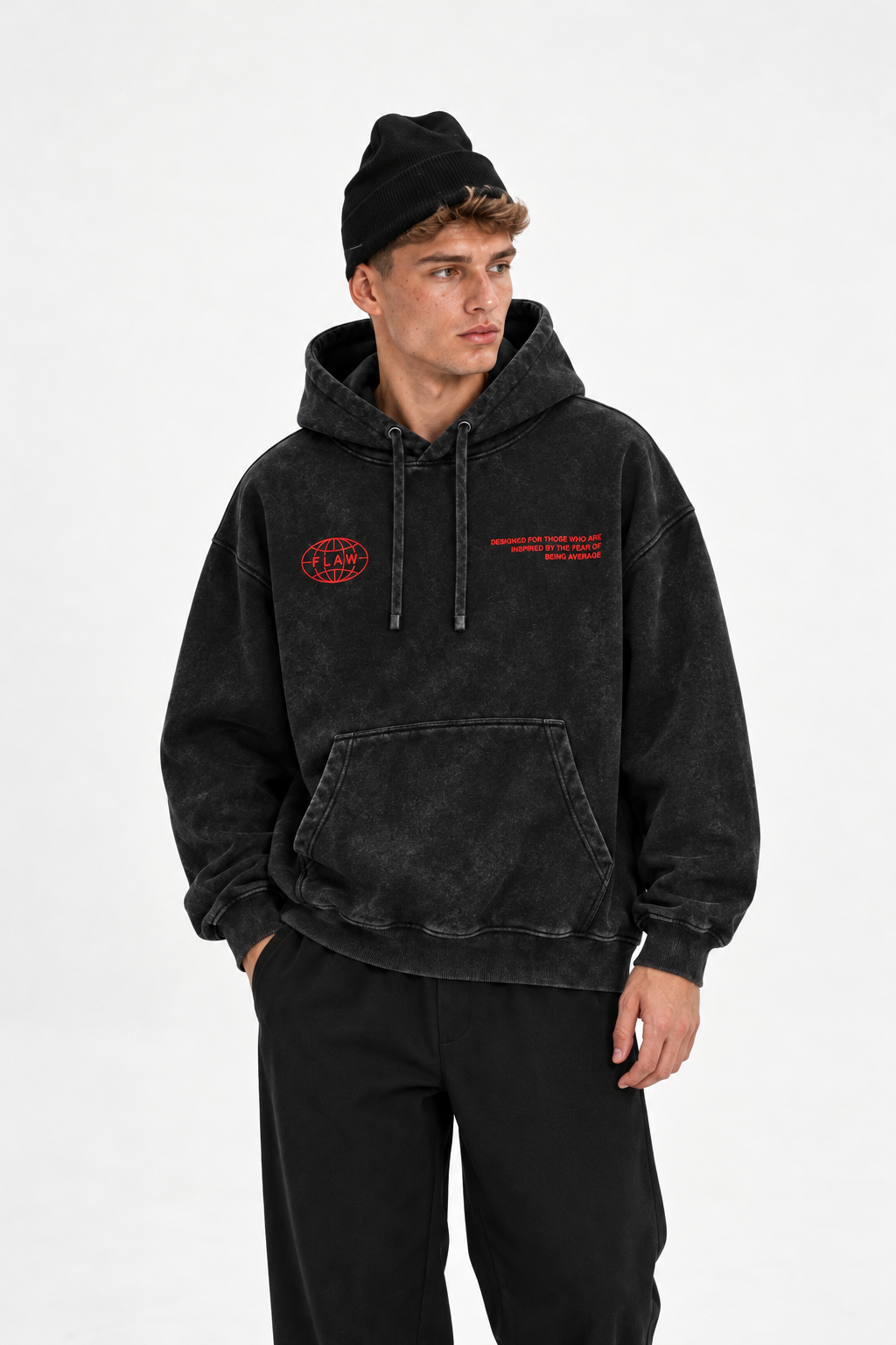 Polerón Essential World Acid Wash Flaw - Negro Acid Wash - hombre en estudio - frente